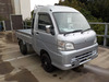 It is a picture of the silver daihatsu hijet jumbo in 2010,Sub Photo 0 Stock No.Y049455