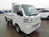 It is a picture of the white daihatsu hijet in 2023,Sub Photo 1 Stock No.Y049580