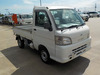 It is a picture of the white daihatsu hijet dump in 2011,Sub Photo 1 Stock No.Y049874