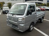 It is a picture of the bright silver m daihatsu hijet  truck in 2024,Sub Photo 1 Stock No.Y057833