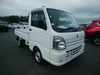 It is a picture of the white suzuki carry  truck in 2018,Sub Photo 0 Stock No.Y058035