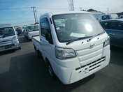 2016 DAIHATSU HIJET  Photo Y058067 | MiniTruckDealer.com 