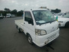 It is a picture of the white daihatsu hijet  truck in 2012,Sub Photo 0 Stock No.Y058123