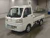 It is a picture of the white daihatsu hijet  truck in 2016,Sub Photo 18 Stock No.Y058170