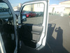 It is a picture of the white suzuki carry  truck in 2005,Sub Photo 8 Stock No.Y058881