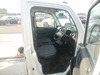 It is a picture of the white suzuki carry  truck in 2005,Sub Photo 6 Stock No.Y058881